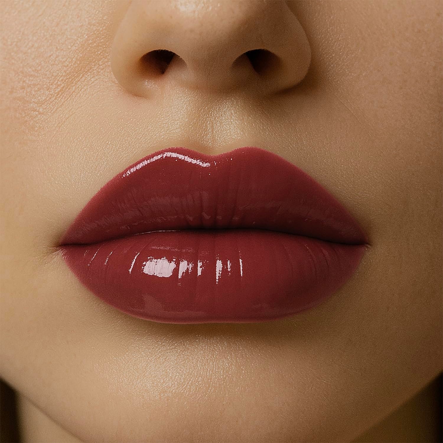 Mila Beauté Gloss Girl Lip Gloss | Enriched With Mango Seed Butter & Hyaluronic Acid | Light Weight & Non-Sticky Formula | Gives Fuller-Lip Effect & Extra Hydration | High Shine Finish - Dont Know, 2.8 ml - Image 3